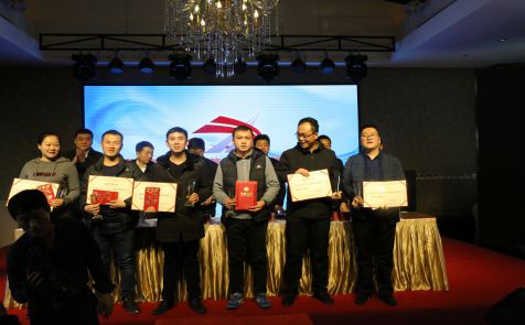 祥远路桥集团先进个人